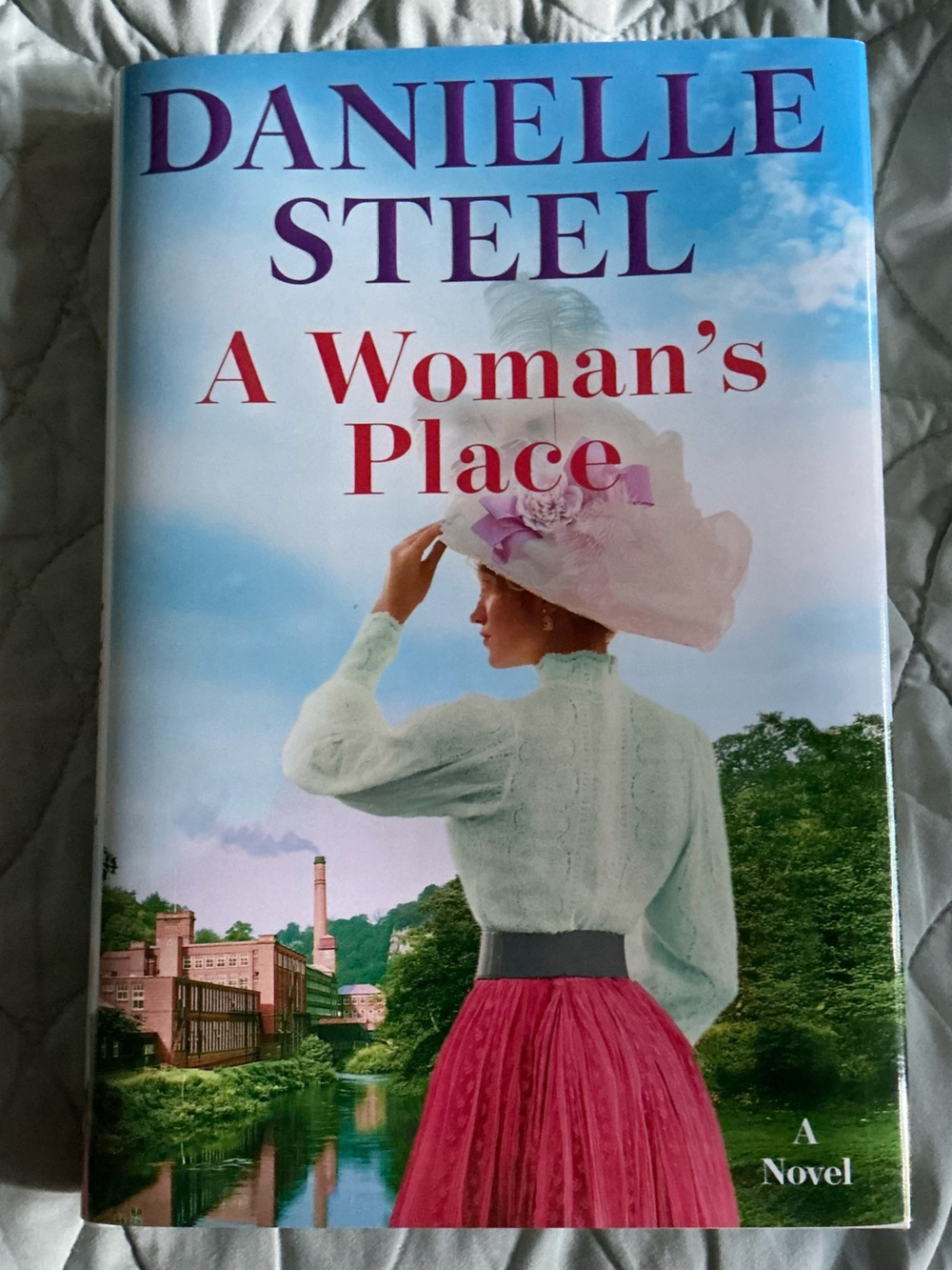 A Woman,s Place : A Novel by Danielle Steel
